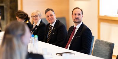 Kronprinsen besøkte shippingbyen Bergen: Samtale om fremtiden for norsk shipping