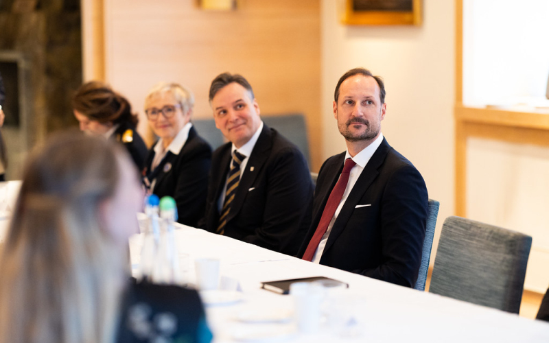 Kronprinsen besøkte shippingbyen Bergen: Samtale om fremtiden for norsk shipping